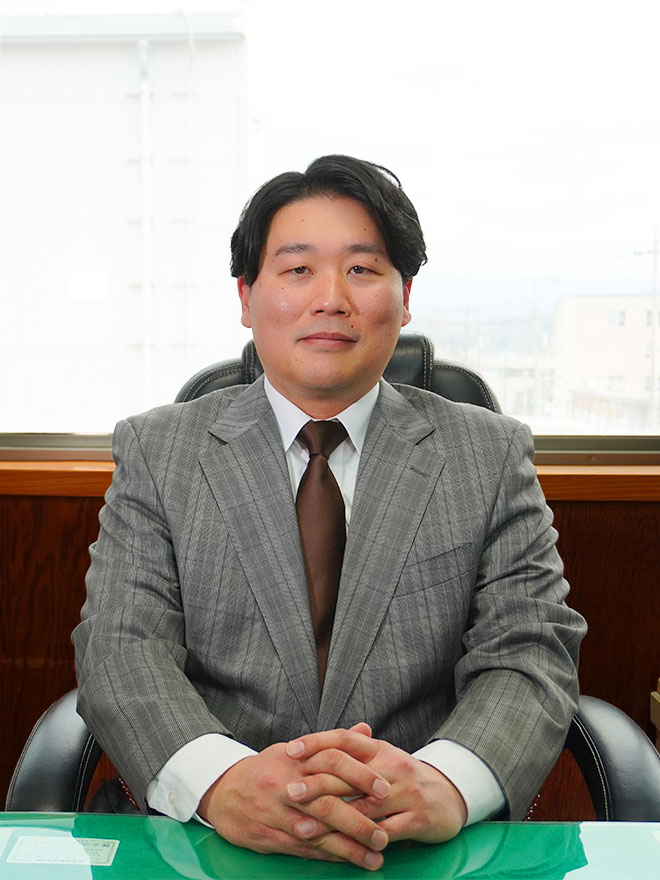 代表取締役社長 鈴木岳史の写真